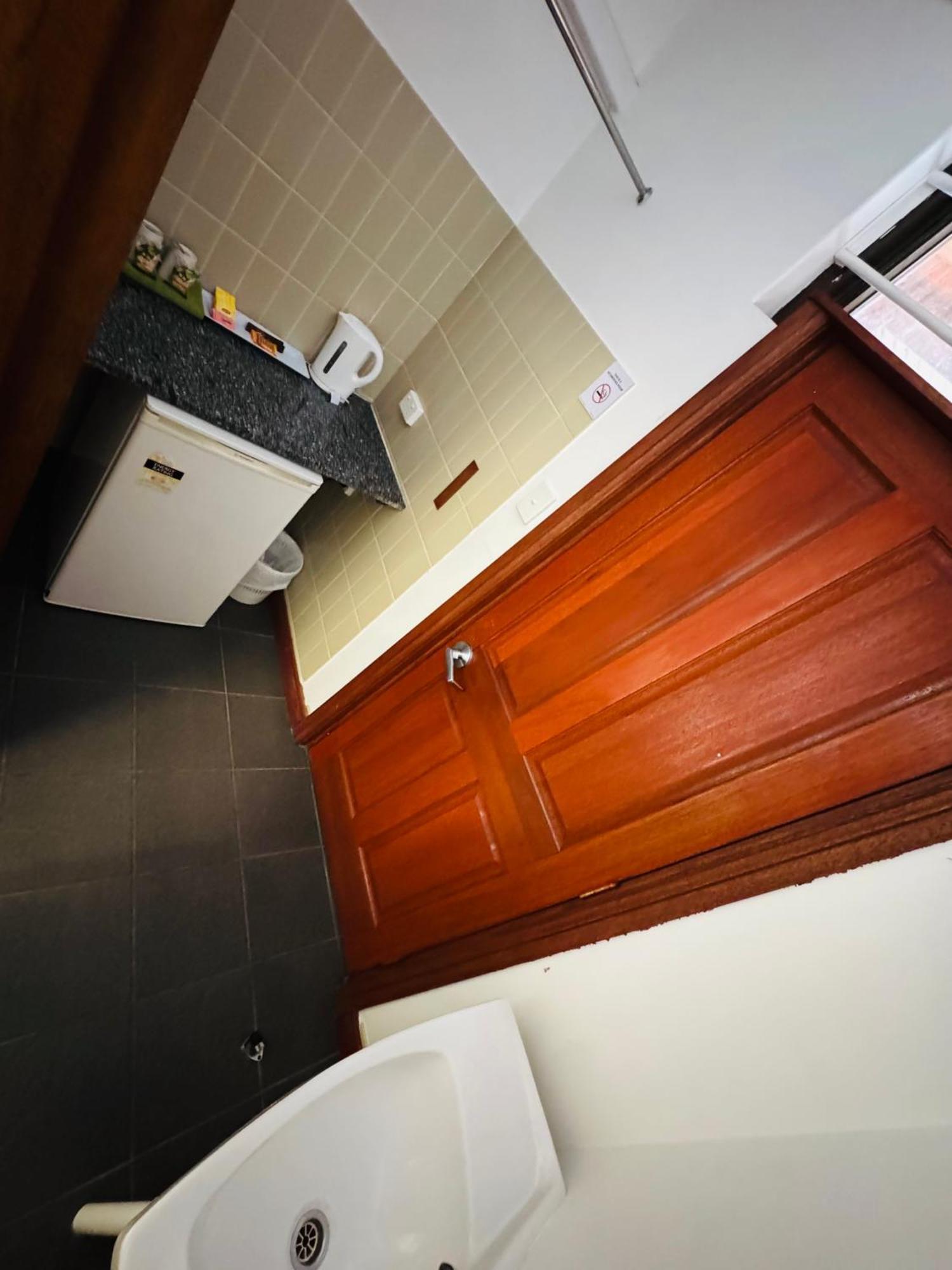 A Railway Lodge タリー 部屋 写真